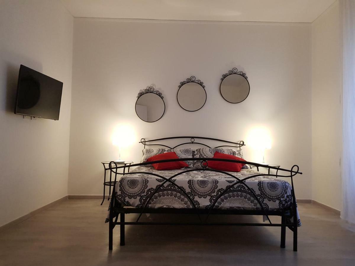 Le Mie Stelle Hotel ลาสเปเซีย ภายนอก รูปภาพ